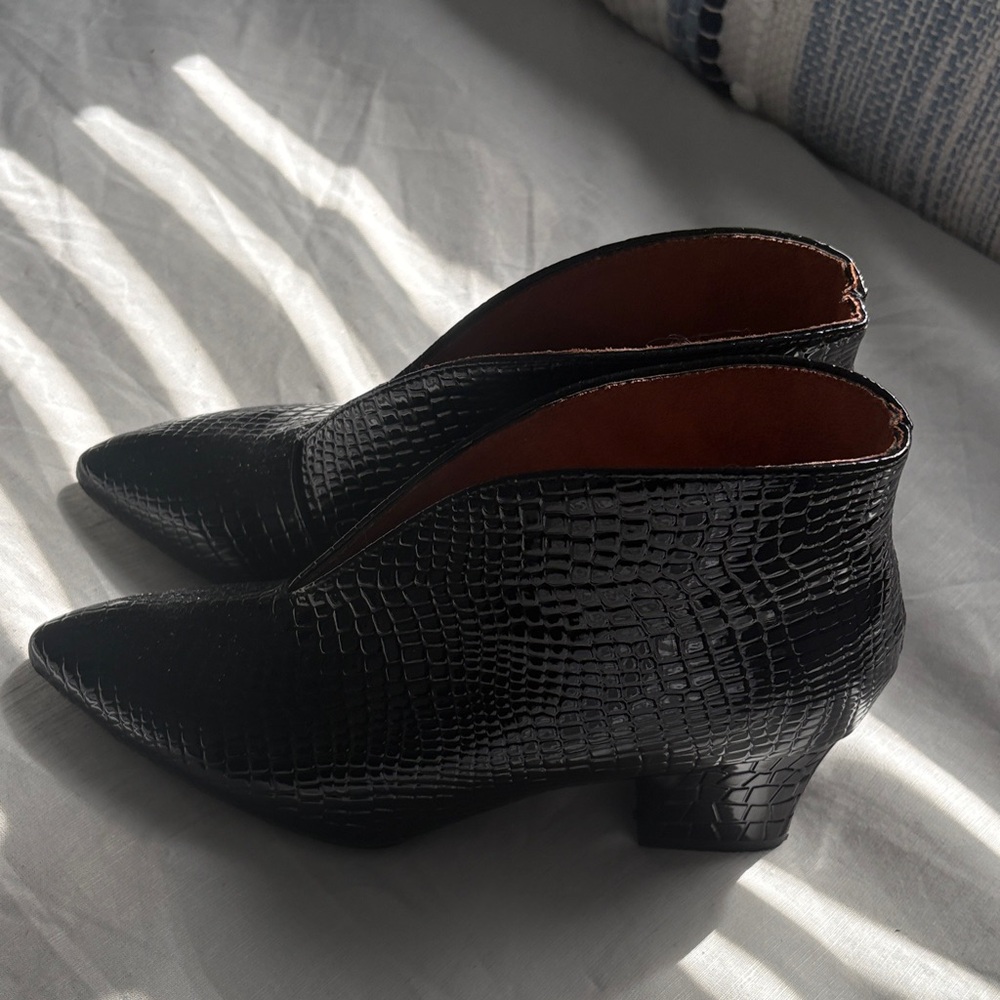 Love, Fire Black Textured Heeled Boots